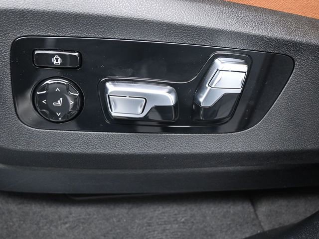 New 2026 BMW X5 sDrive40i image 31