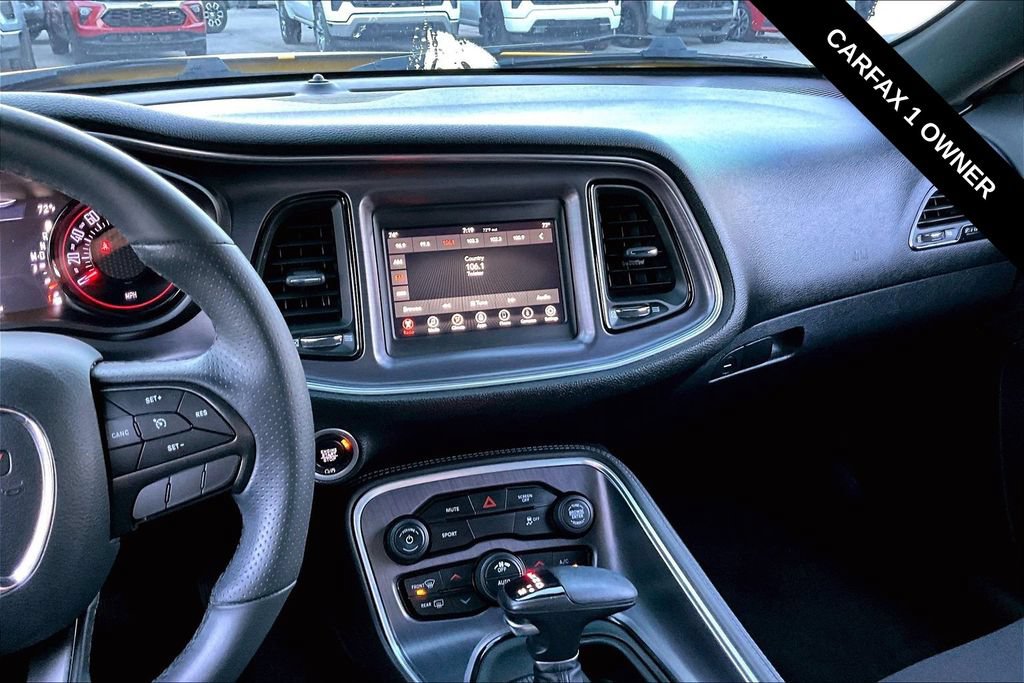 Used 2018 Dodge Challenger SXT w/ Blacktop Package RWD image 9
