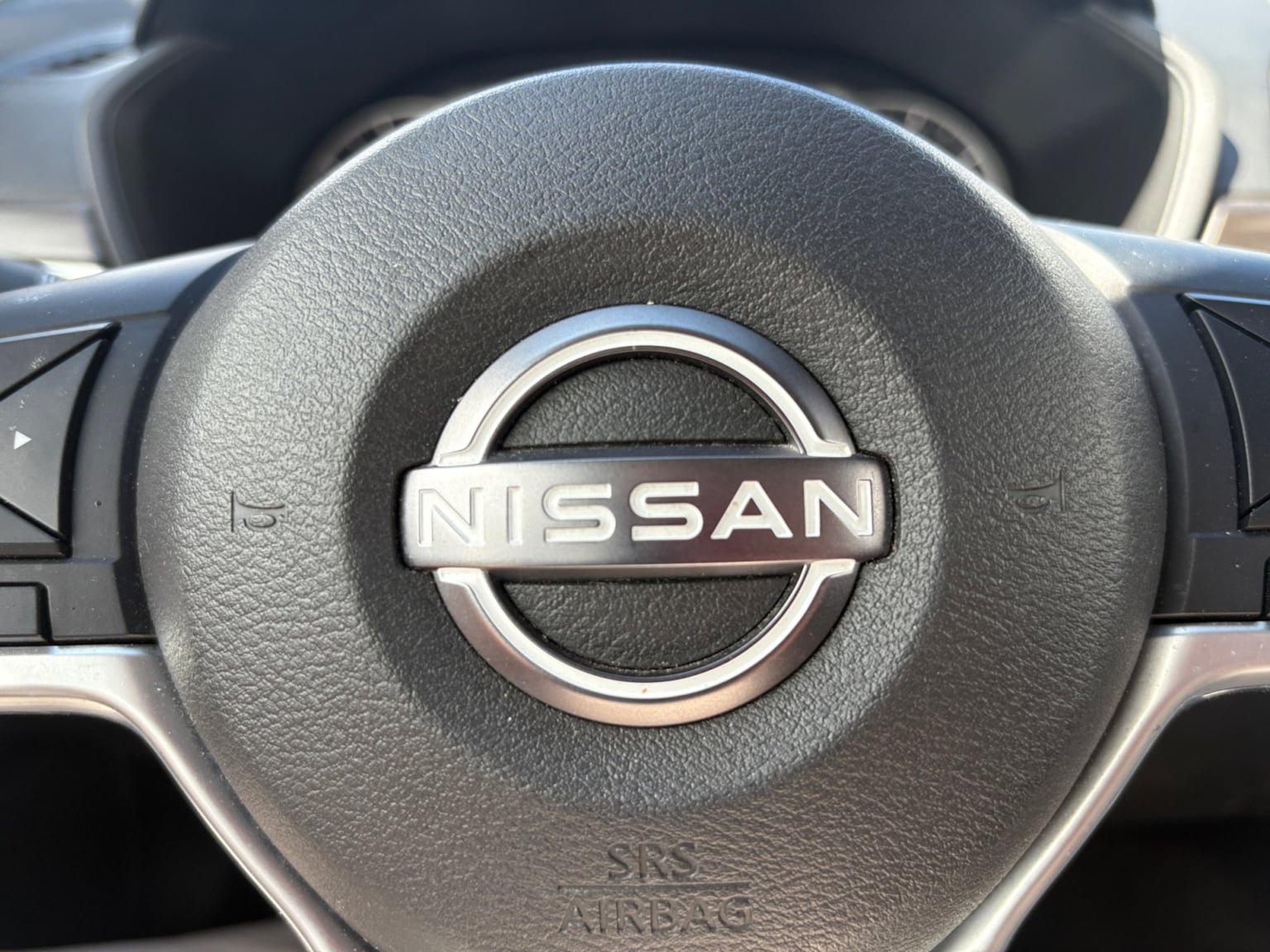 Used 2025 Nissan Altima 2.5 SV FWD image 25