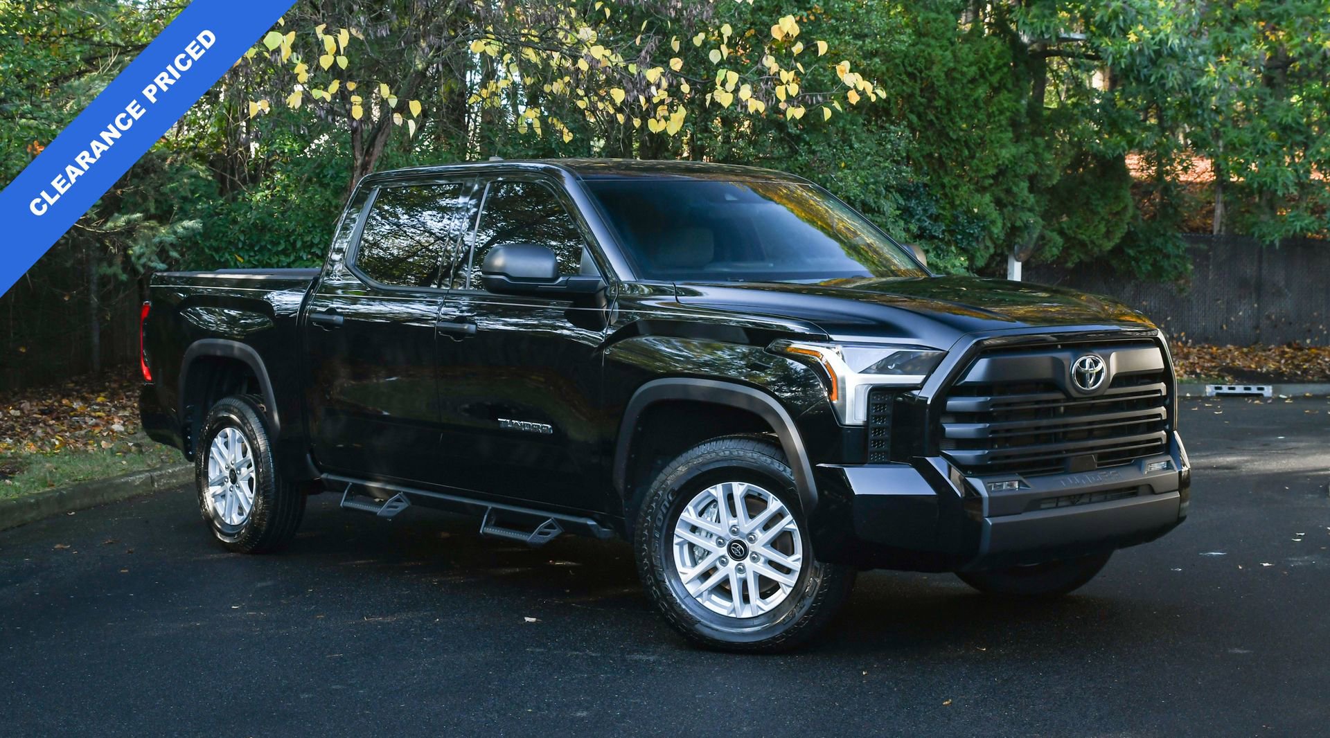 Used 2025 Toyota Tundra SR5 image 1