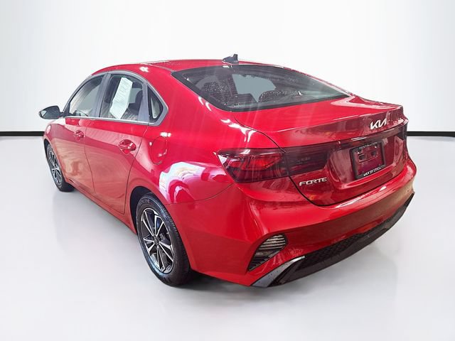Used 2022 Kia Forte LXS FWD image 5