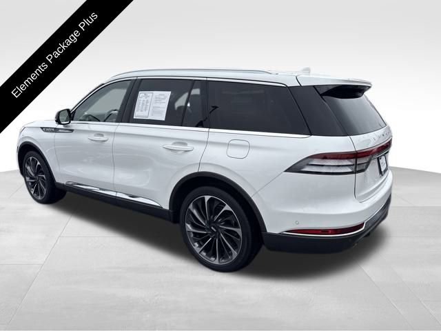 Certified 2023 Lincoln Aviator Reserve w/ Equipment Group 201A image 4