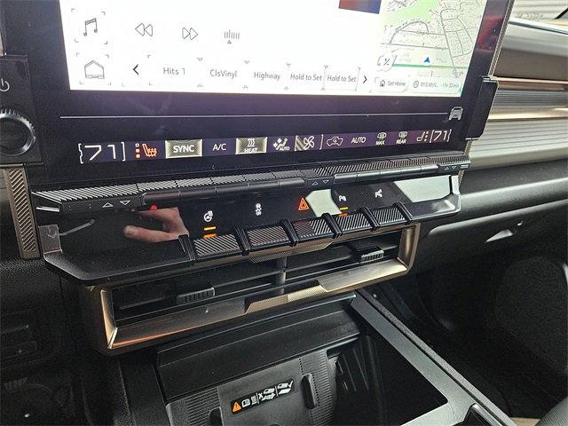 Used 2025 GMC Hummer EV 2X image 22