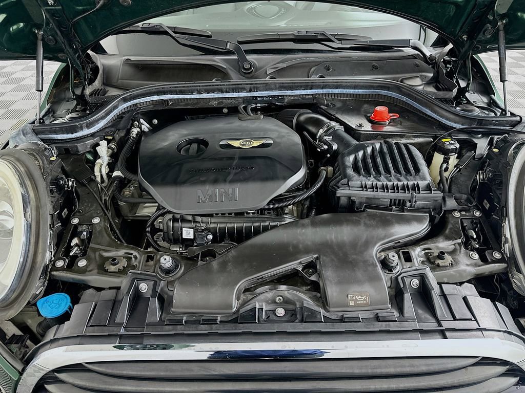 Used 2018 MINI Cooper 2-Door Hardtop image 29