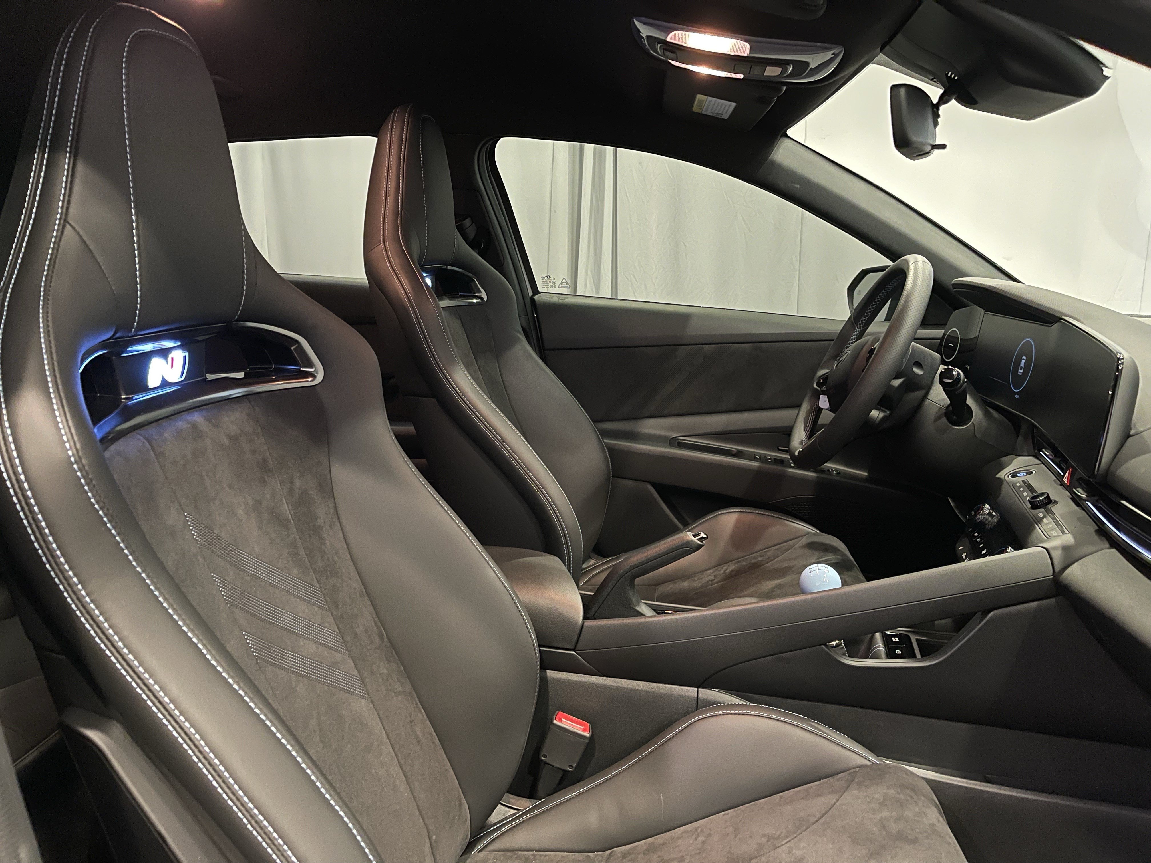 Used 2025 Hyundai Elantra N w/ Cargo Package FWD image 15