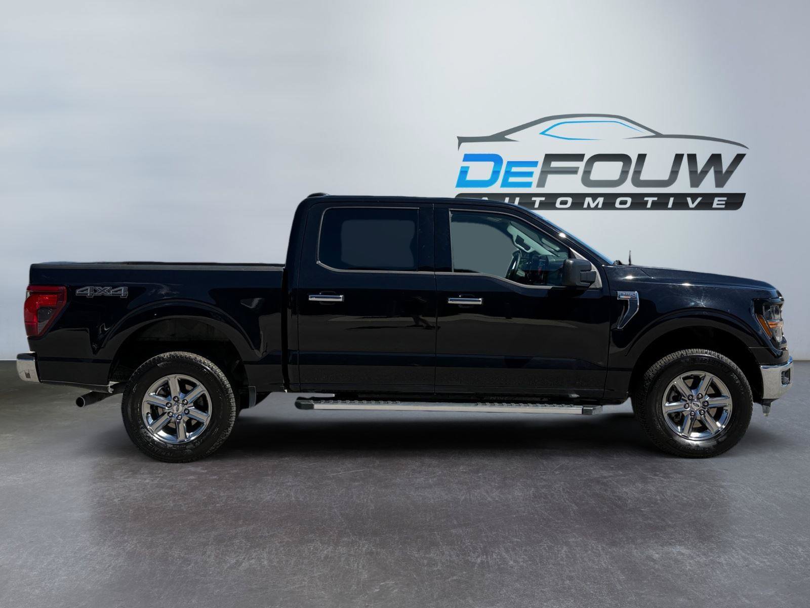 Used 2025 Ford F150 XLT w/ Equipment Group 301A Standard AWD/4WD image 2