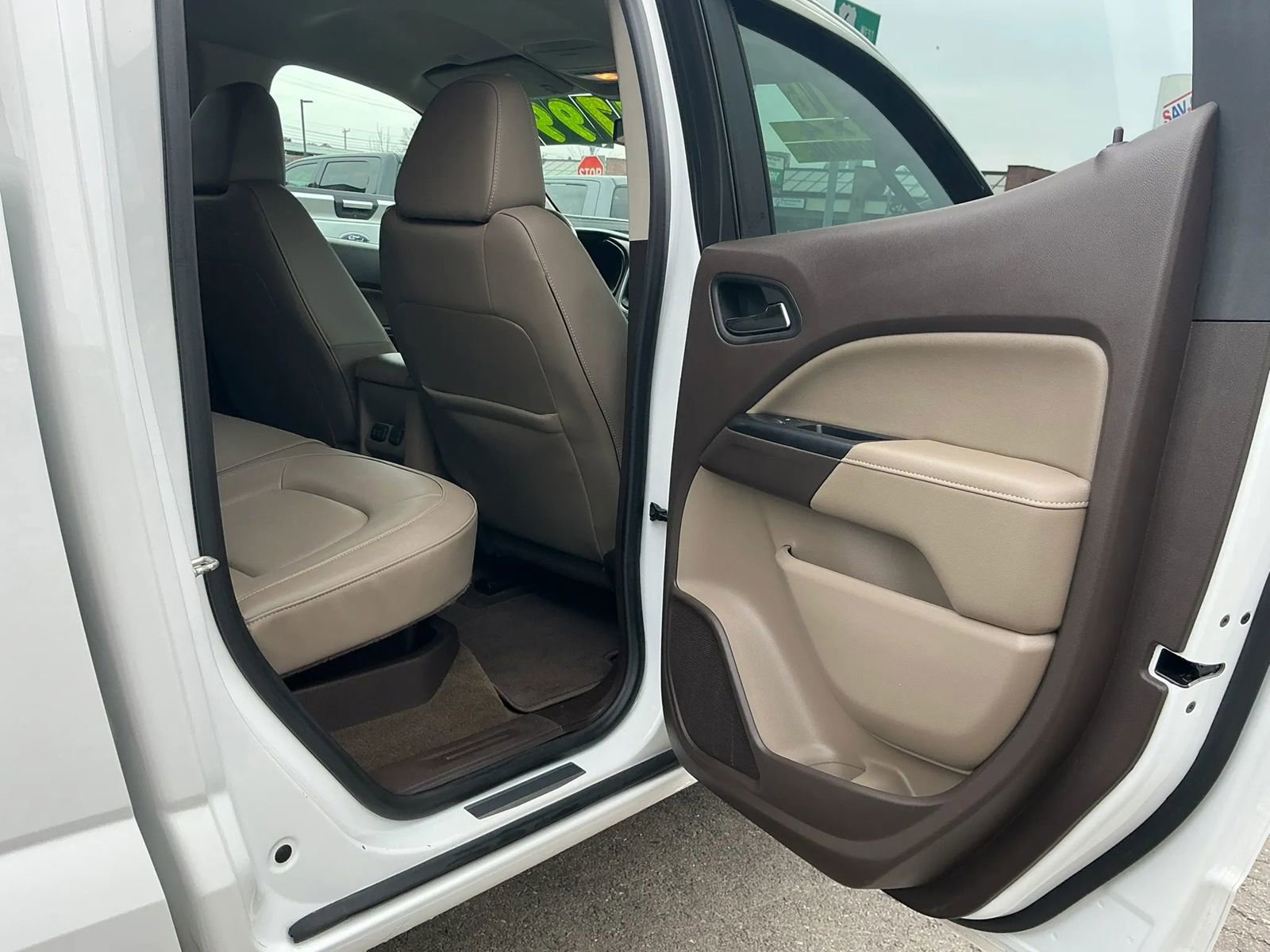 Used 2016 GMC Canyon SLT AWD/4WD image 8