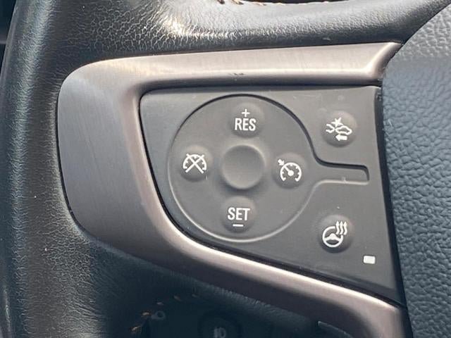 Used 2022 GMC Terrain AT4 w/ Infotainment Package II AWD/4WD image 9