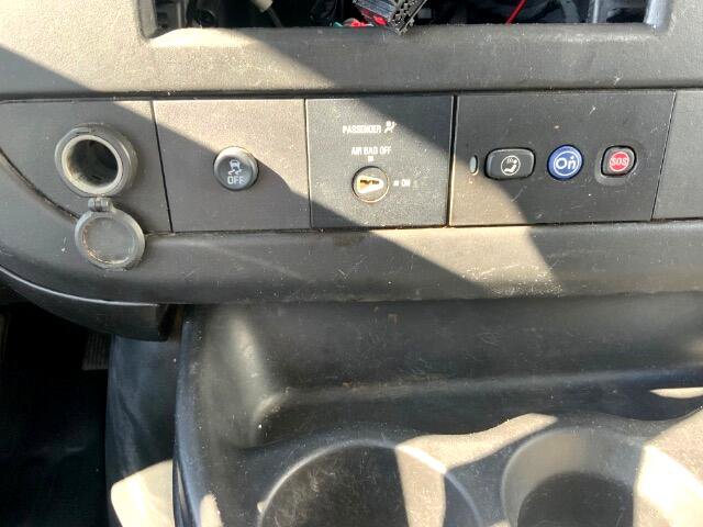 Used 2014 Chevrolet Express 2500 image 12