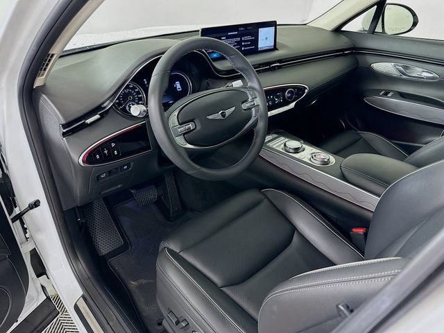 Used 2025 Genesis GV70 2.5T Advanced w/ Advanced Package image 9