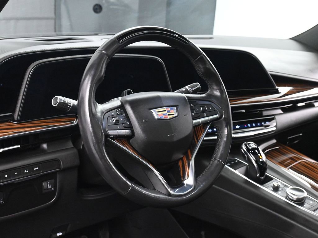 Used 2023 Cadillac Escalade ESV Premium Luxury image 25