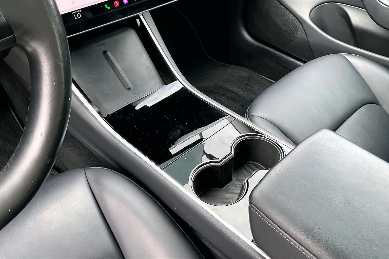 Used 2018 Tesla Model 3 Long Range RWD image 13