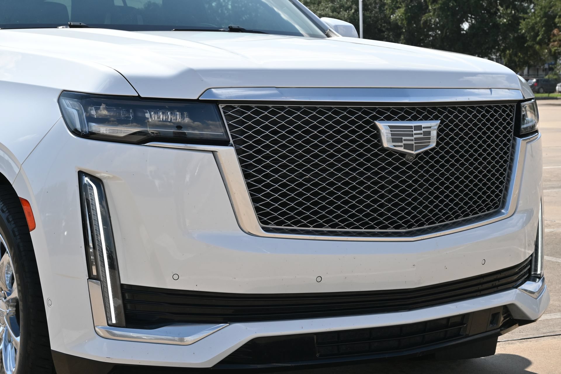 Used 2021 Cadillac Escalade Premium Luxury Platinum AWD/4WD image 29