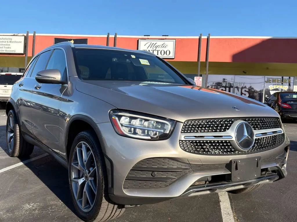 Used 2020 Mercedes-Benz GLC 300 4MATIC image 52