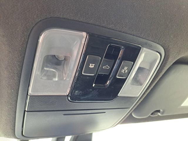 Used 2023 Kia Forte GT-Line w/ GT-Line Premium Package image 17