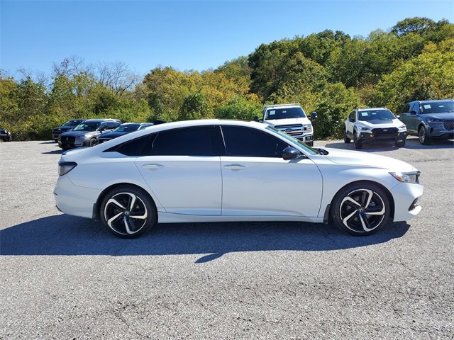 Used 2022 Honda Accord Sport image 3