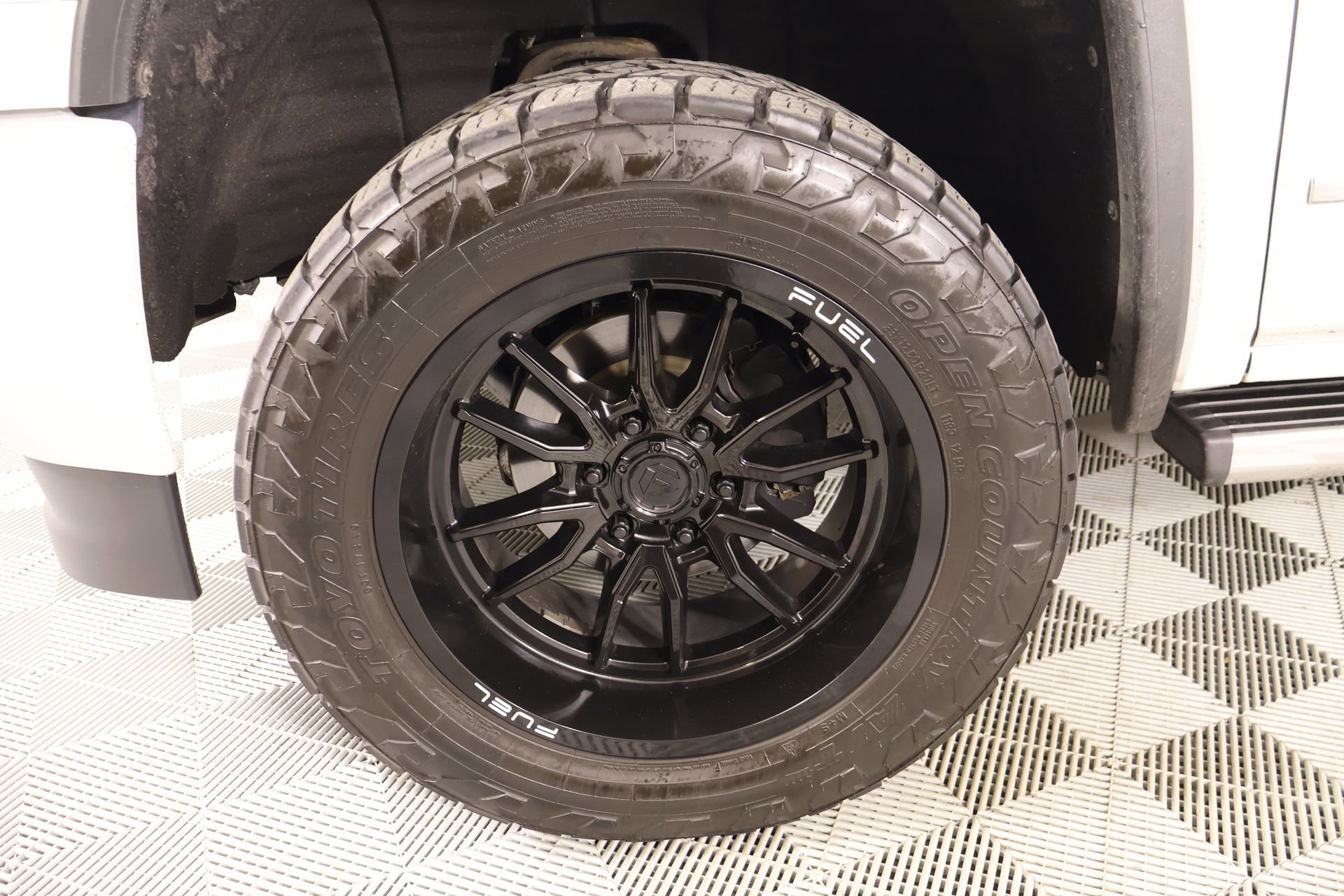 Used 2018 GMC Sierra 1500 Denali w/ Denali Ultimate Package image 19