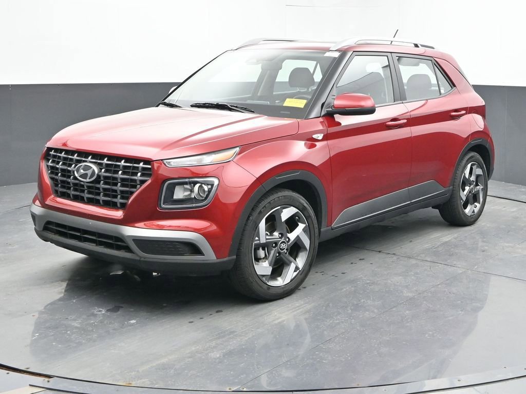 Used 2025 Hyundai Venue SEL image 6