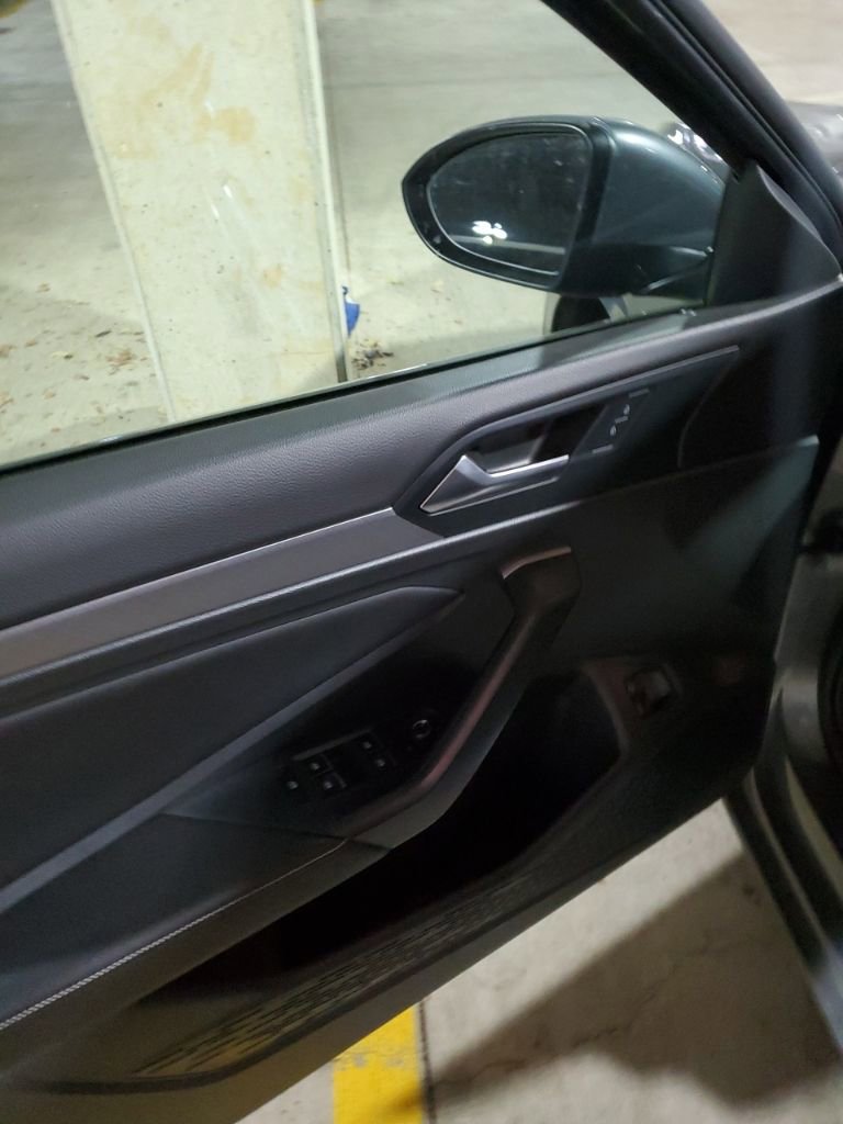 Certified 2023 Volkswagen Jetta SE w/ Panoramic Sunroof Package FWD image 11