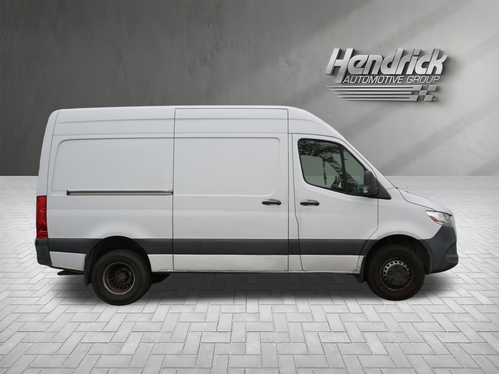 Used 2019 Freightliner Sprinter 3500 image 10