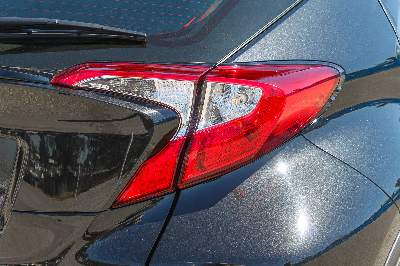 Used 2021 Toyota C-HR LE image 10