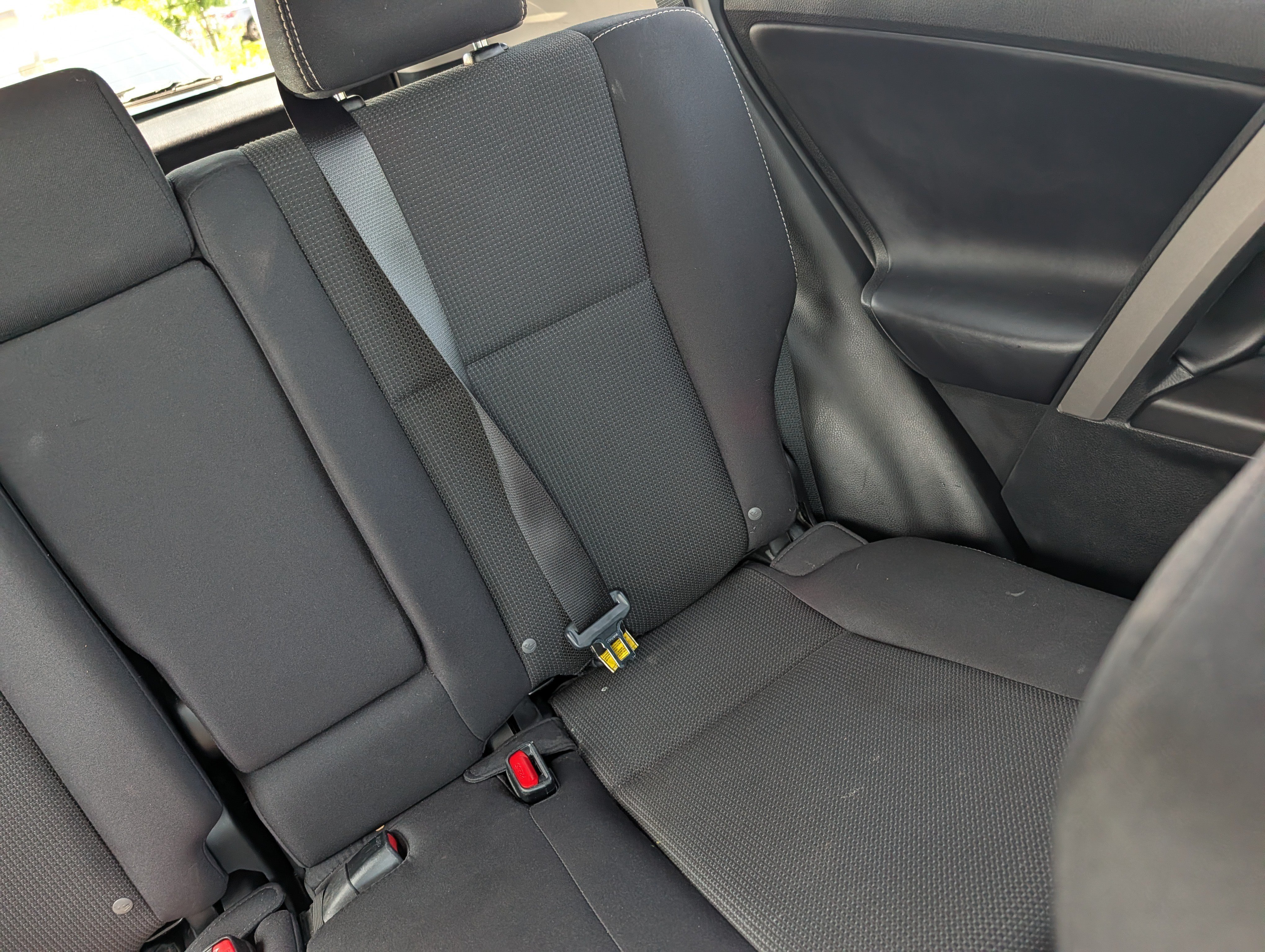 Used 2018 Toyota RAV4 XLE w/ Plus Extra Value Package AWD/4WD image 14