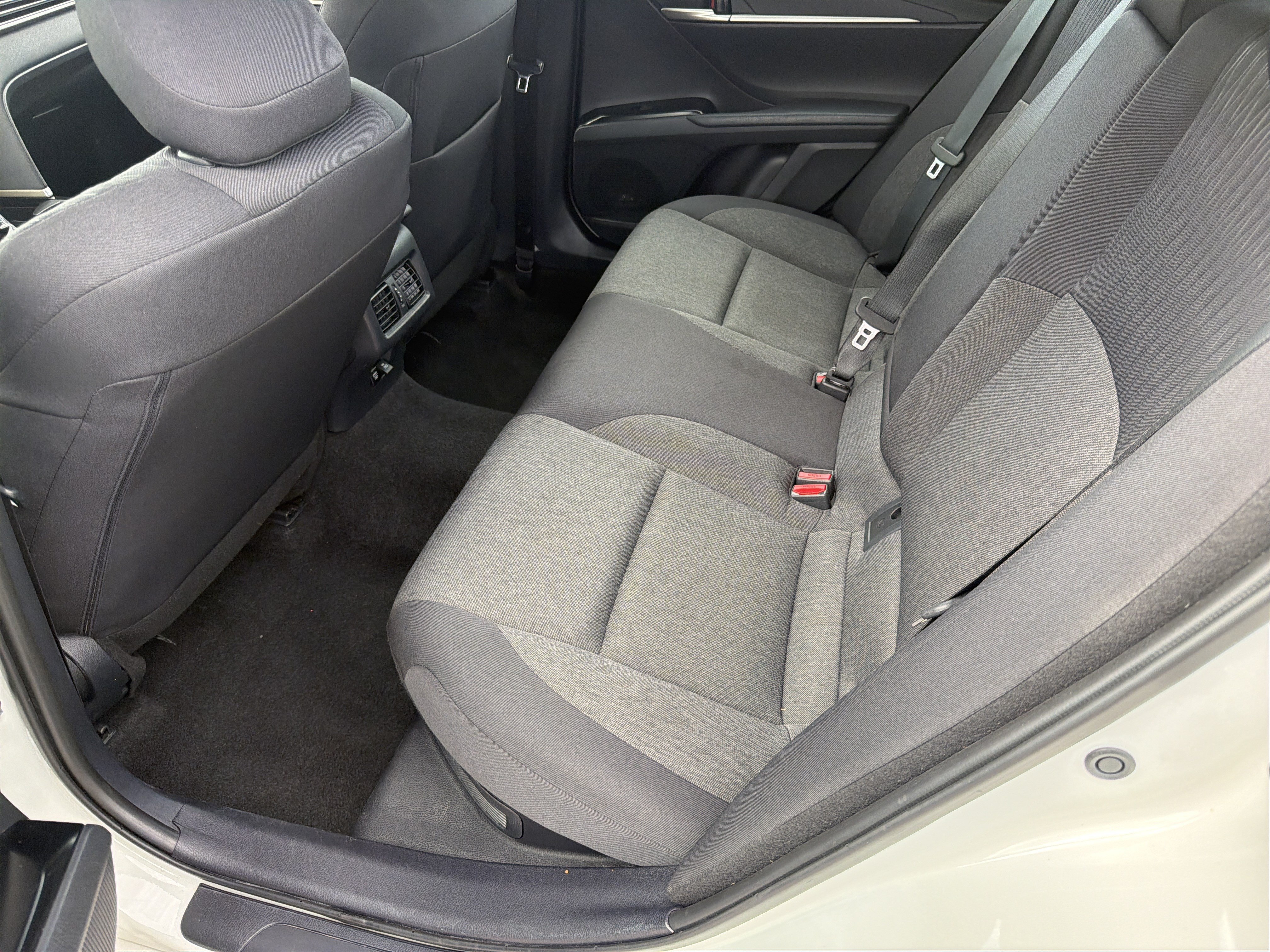 Certified 2025 Toyota Camry LE FWD image 29