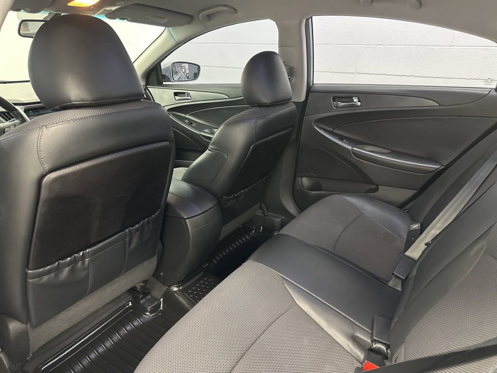 Used 2013 Hyundai Sonata SE image 19