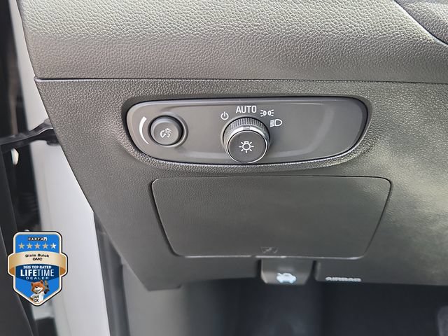Certified 2024 Buick Encore GX Sport Touring w/ Comfort Package FWD image 20