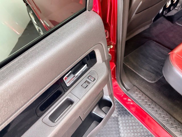 Used 2013 Ford F150 Limited AWD/4WD image 32