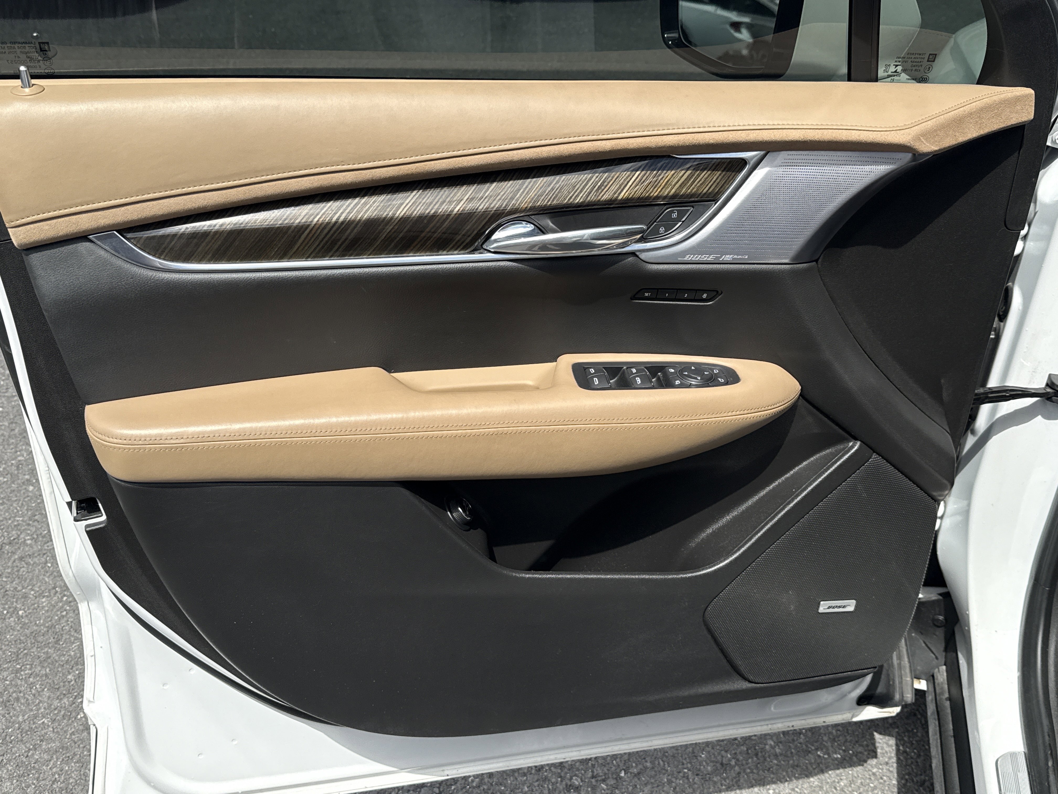Used 2022 Cadillac XT6 Premium Luxury w/ Platinum Package AWD/4WD image 20