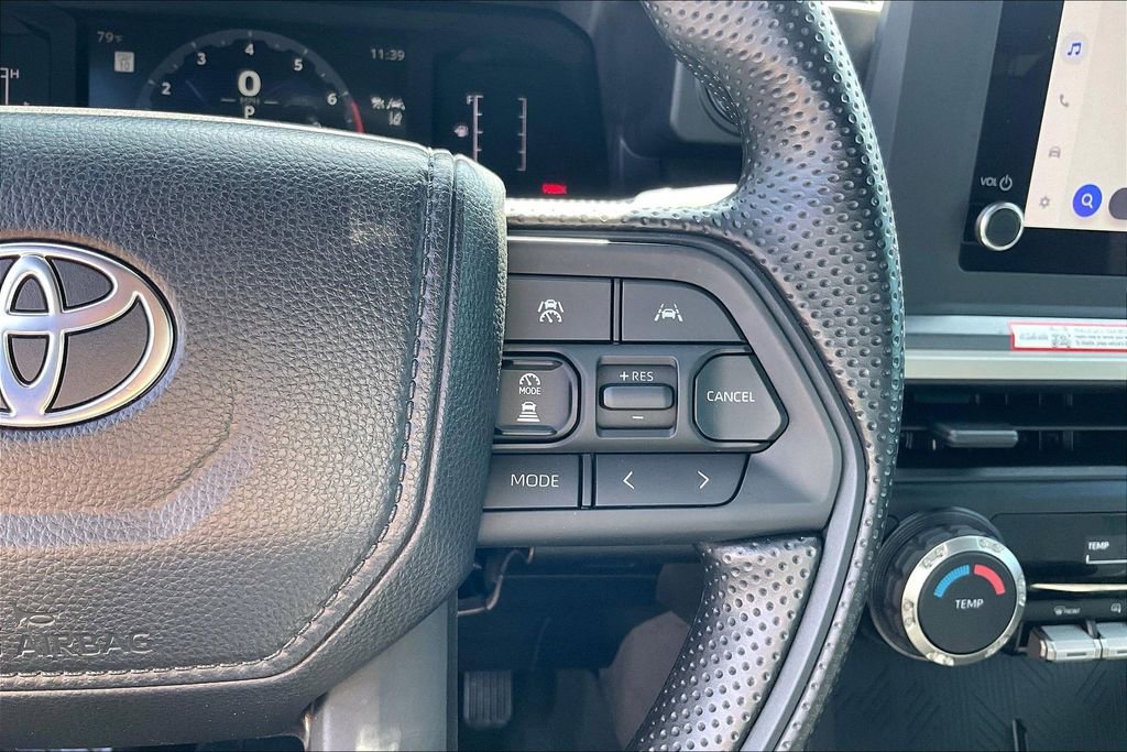 Used 2025 Toyota Tacoma SR5 AWD/4WD image 26
