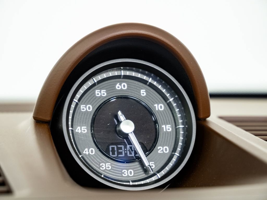 Certified 2024 Porsche 911 Carrera GTS image 17