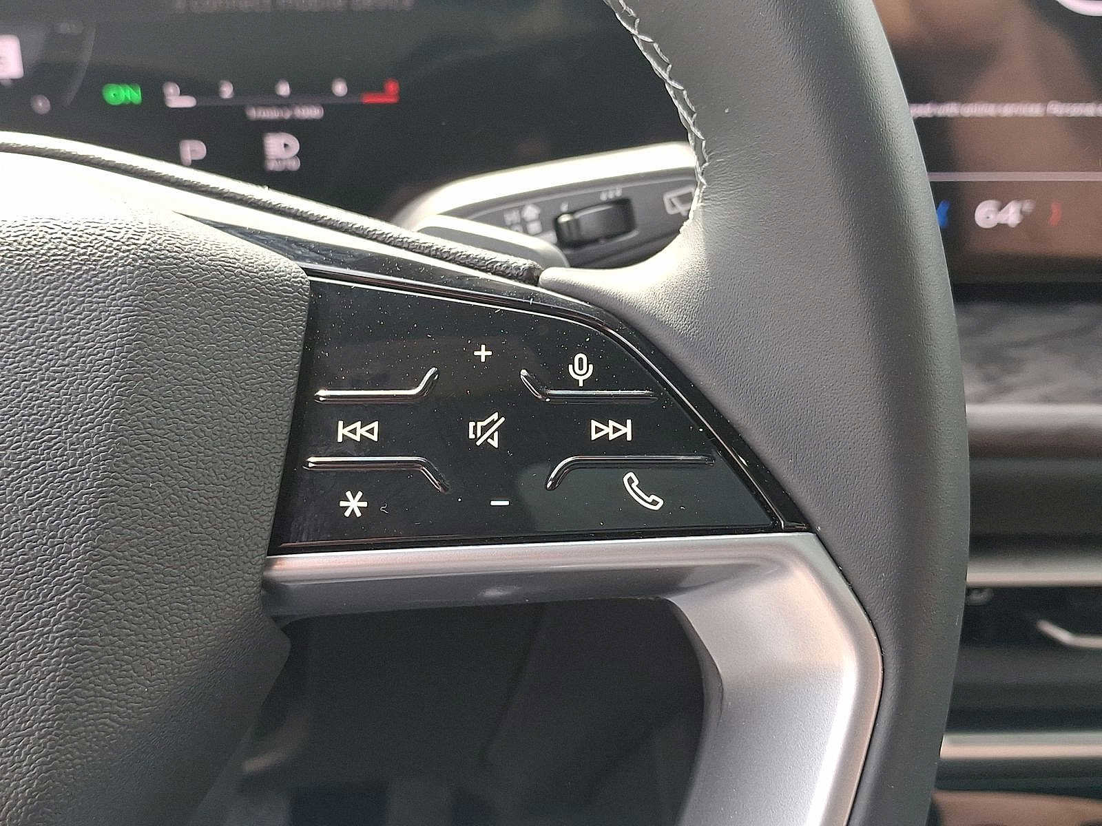 Certified 2025 Audi Q5 Premium AWD/4WD image 18