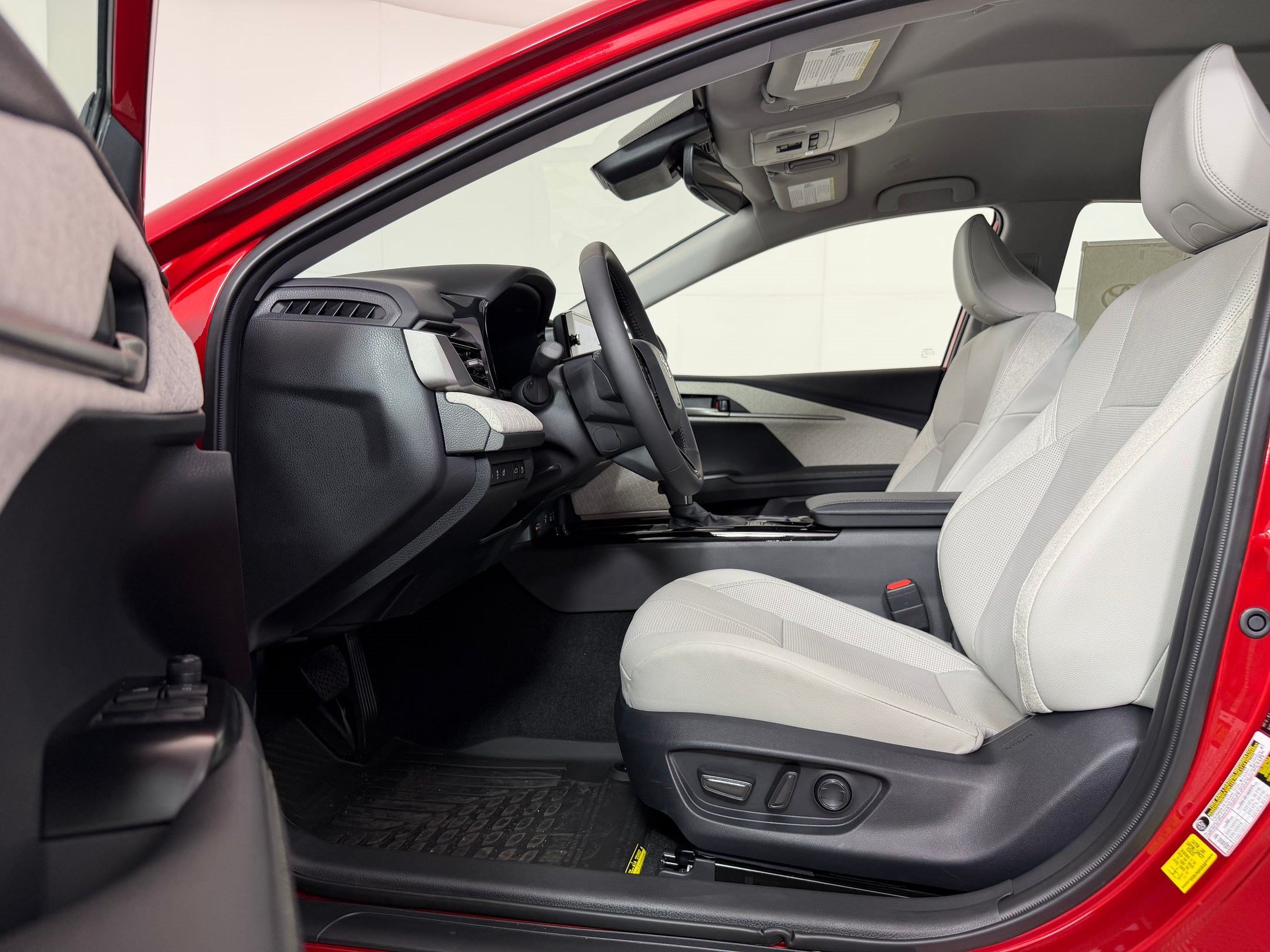 New 2026 Toyota Camry XLE FWD image 5