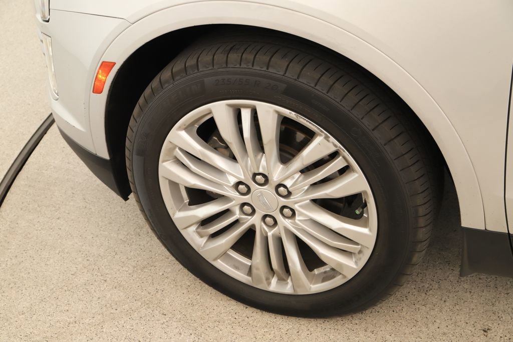 Used 2019 Cadillac XT5 Premium Luxury FWD image 37