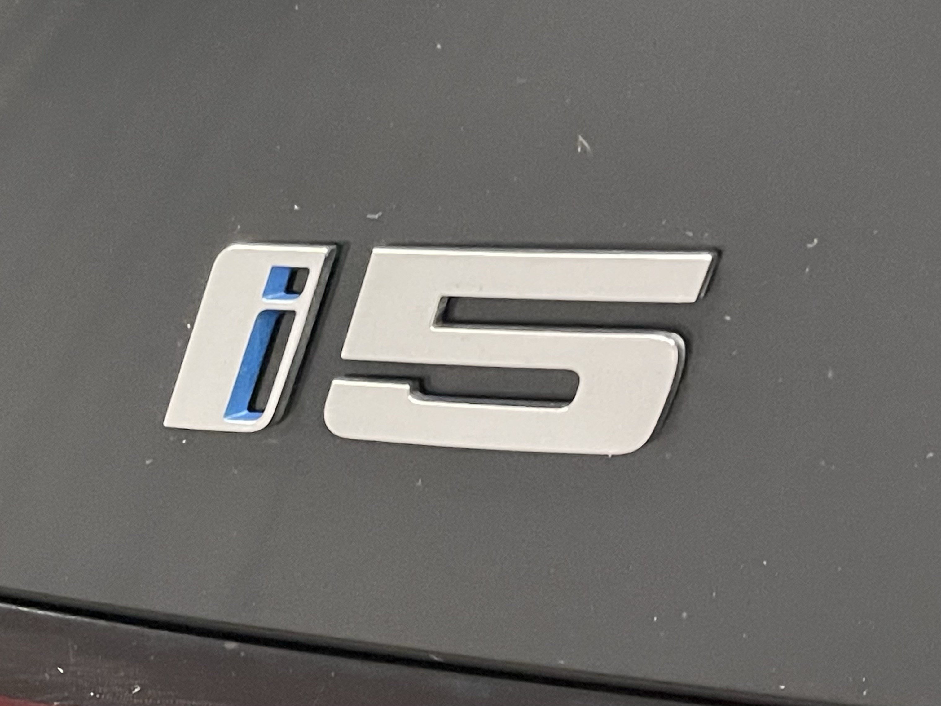 Used 2024 BMW i5 eDrive40i w/ Premium Package RWD image 24