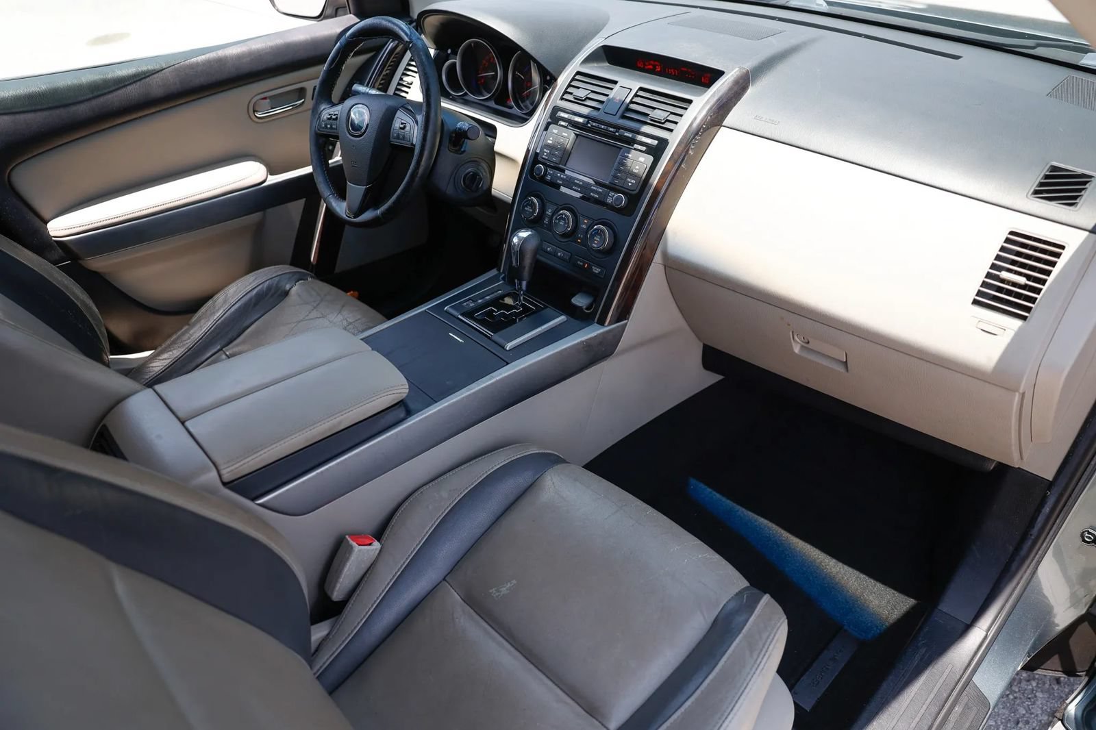 Used 2011 MAZDA CX-9 Grand Touring w/ Moonroof & Bose Audio Pkg FWD image 26