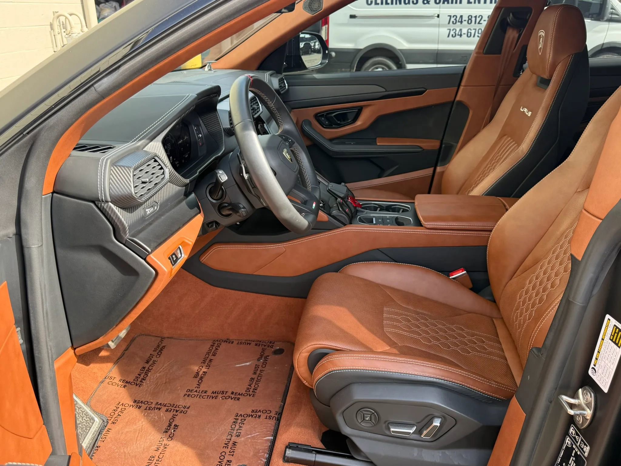 Used 2023 Lamborghini Urus S AWD/4WD image 29