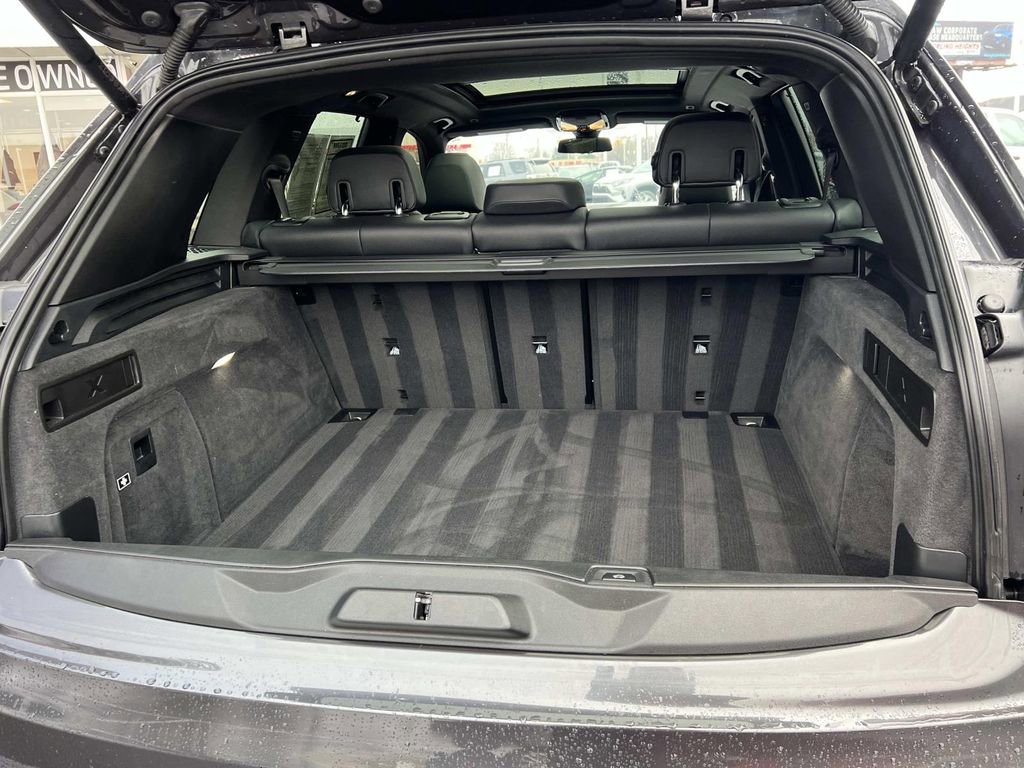 Used 2022 BMW X5 xDrive40i w/ Executive Package image 10