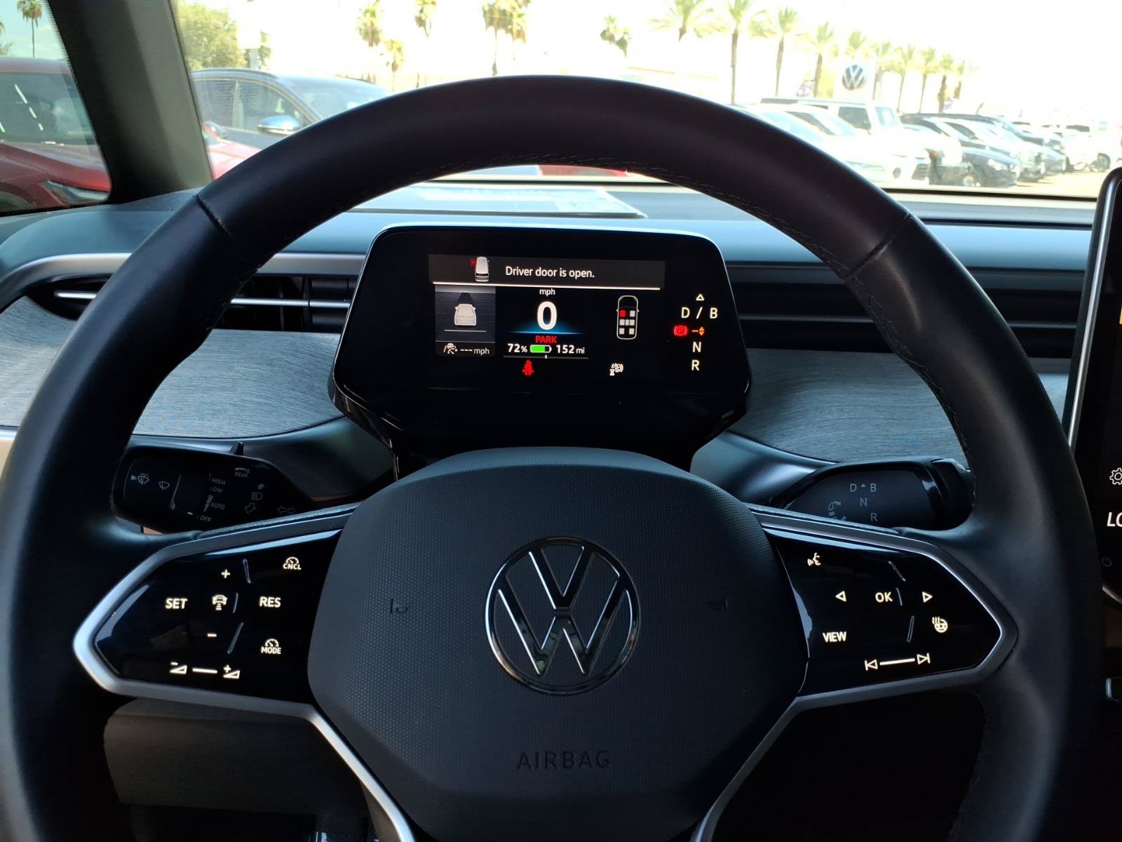 Certified 2025 Volkswagen ID. Buzz Pro S RWD image 26