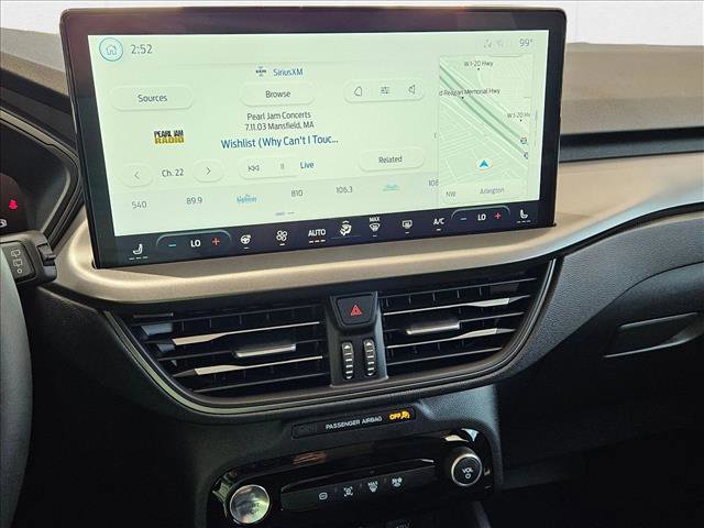 New 2025 Ford Escape SE image 12