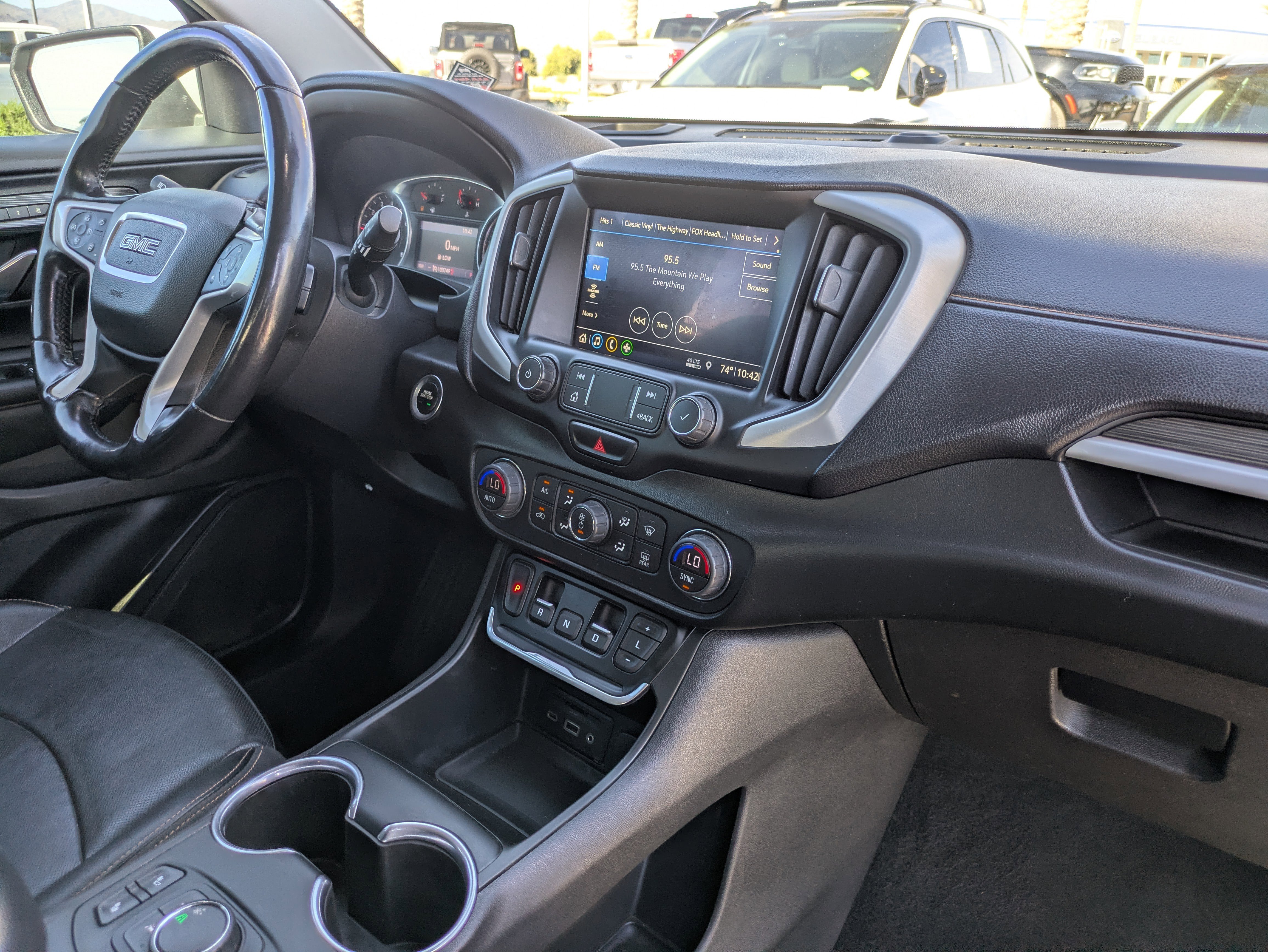 Used 2021 GMC Terrain SLT image 12