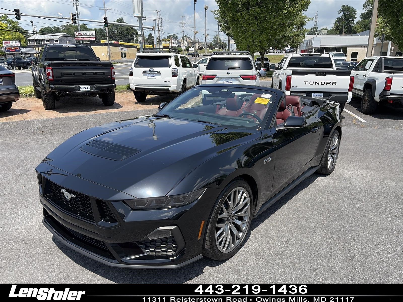 Used 2025 Ford Mustang GT Premium RWD image 1