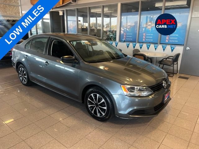 Used 2013 Volkswagen Jetta S FWD image 1