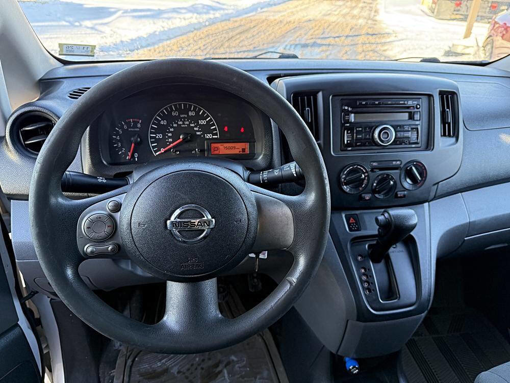 Used 2014 Nissan NV200 S w/ Back Door Glass Package image 13