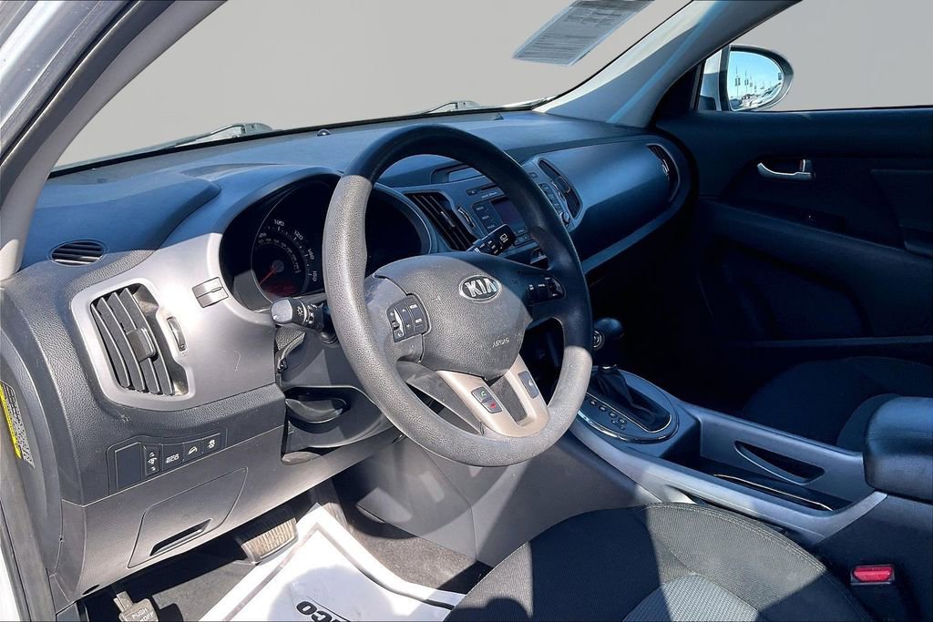 Used 2015 Kia Sportage LX FWD image 19