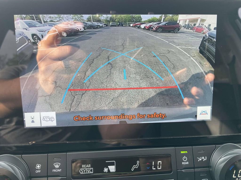 Used 2024 Toyota Grand Highlander XLE image 39