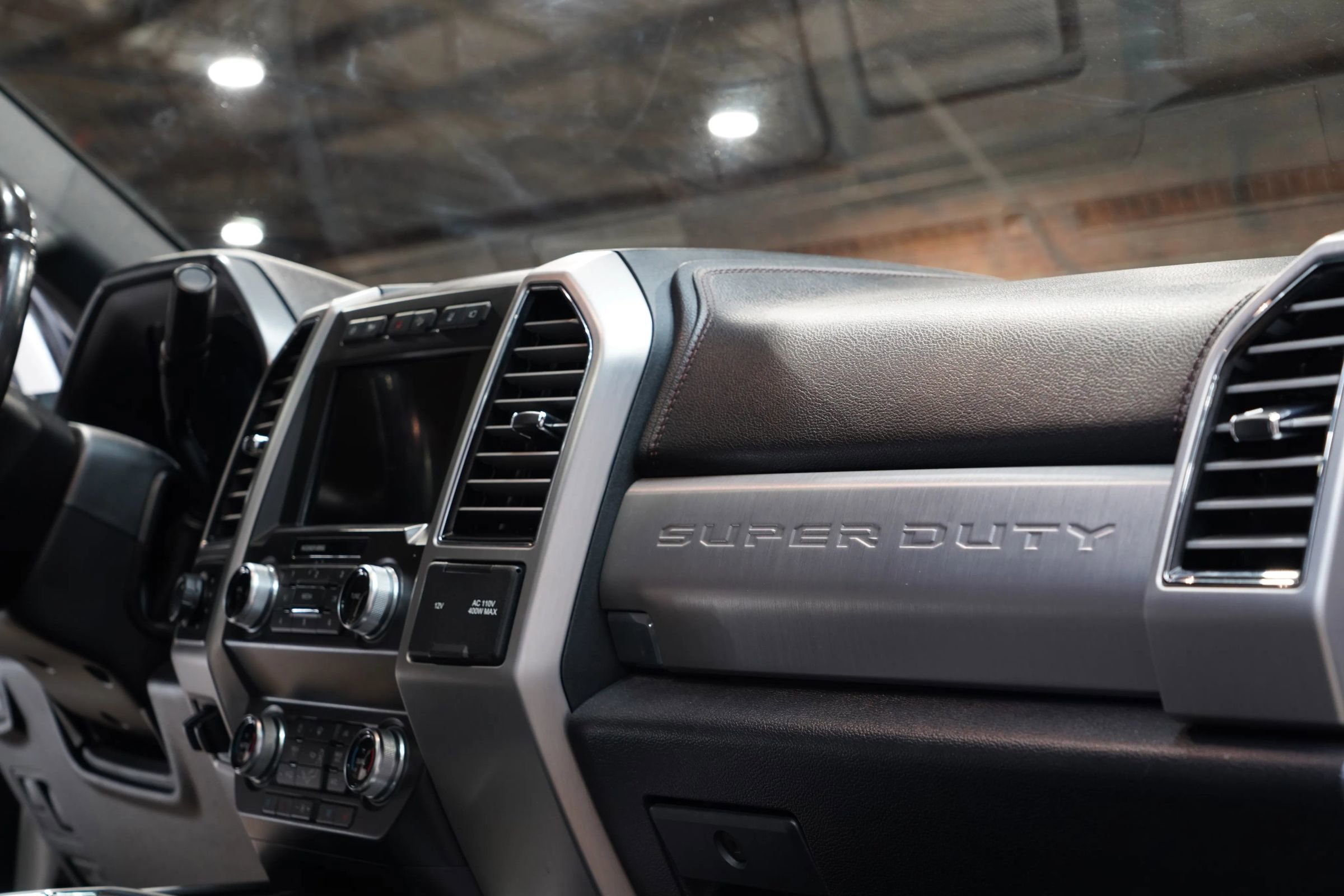 Used 2019 Ford F350 Platinum w/ Platinum Ultimate Package image 48