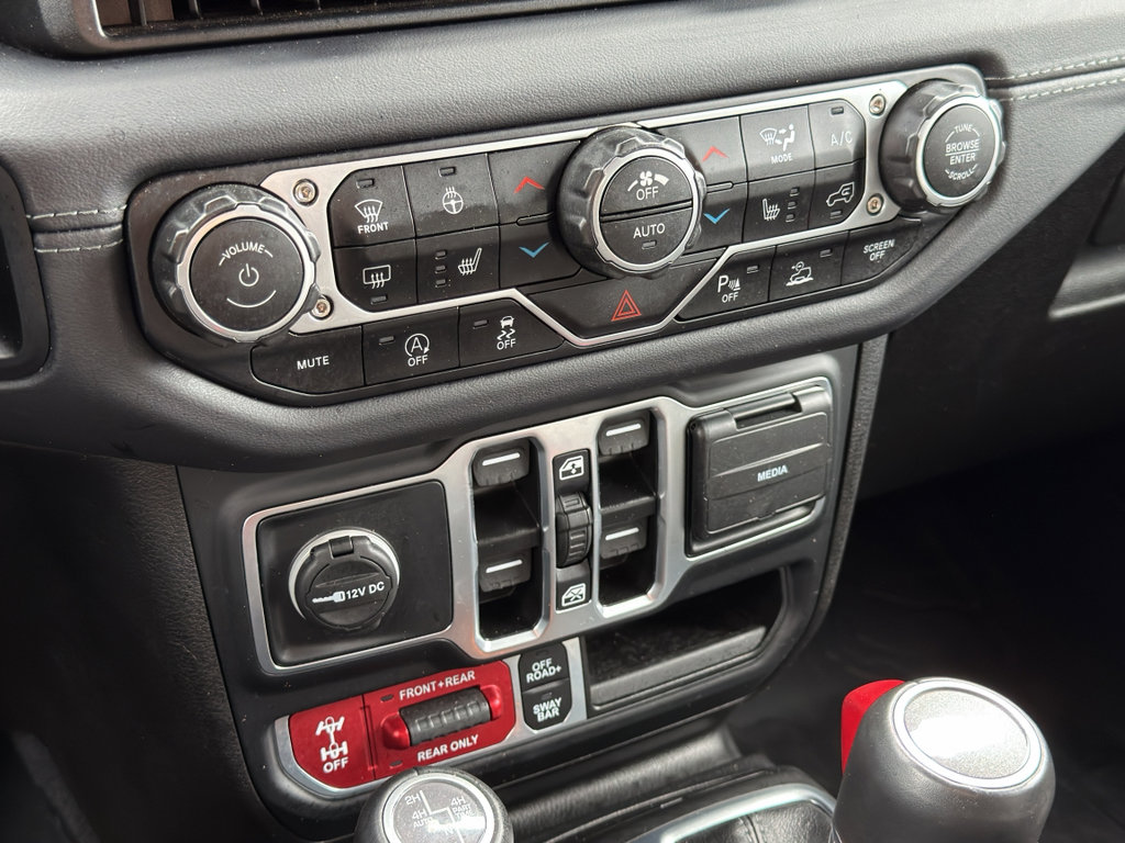 Used 2024 Jeep Wrangler Unlimited Rubicon AWD/4WD image 22